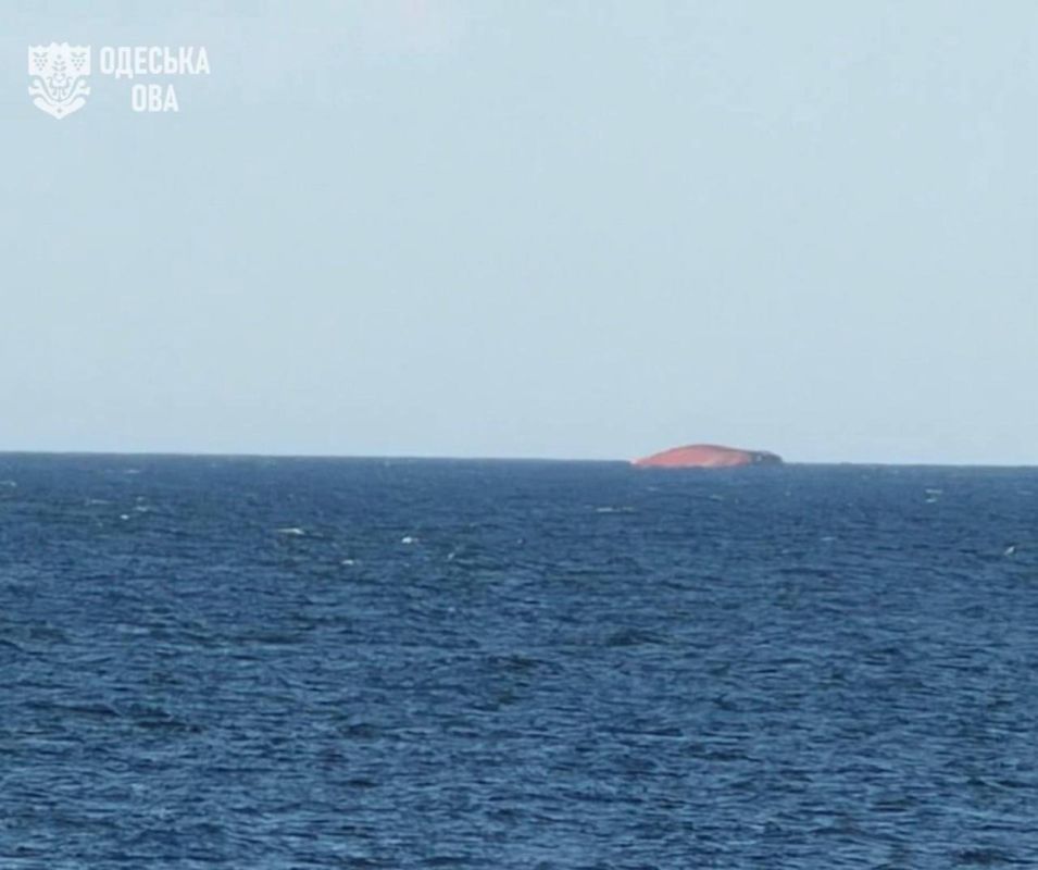В акватории Черного моря затонуло судно, которое 19 июля подверглось удару ВС РФ: погибли 10 человек, — Одесская ОВА