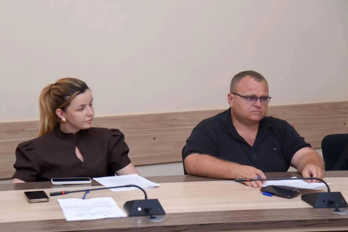 В Евпатории состоялось заседание комиссии по вопросам освобождения земельных участков от незаконно размещенных на них объектов, не являющихся объектами капитального строительства В Евпатории состоялось заседание комиссии по вопросам освобождения земельных участков от незаконно размещенных на них объектов, не являющихся объектами капитального строительства