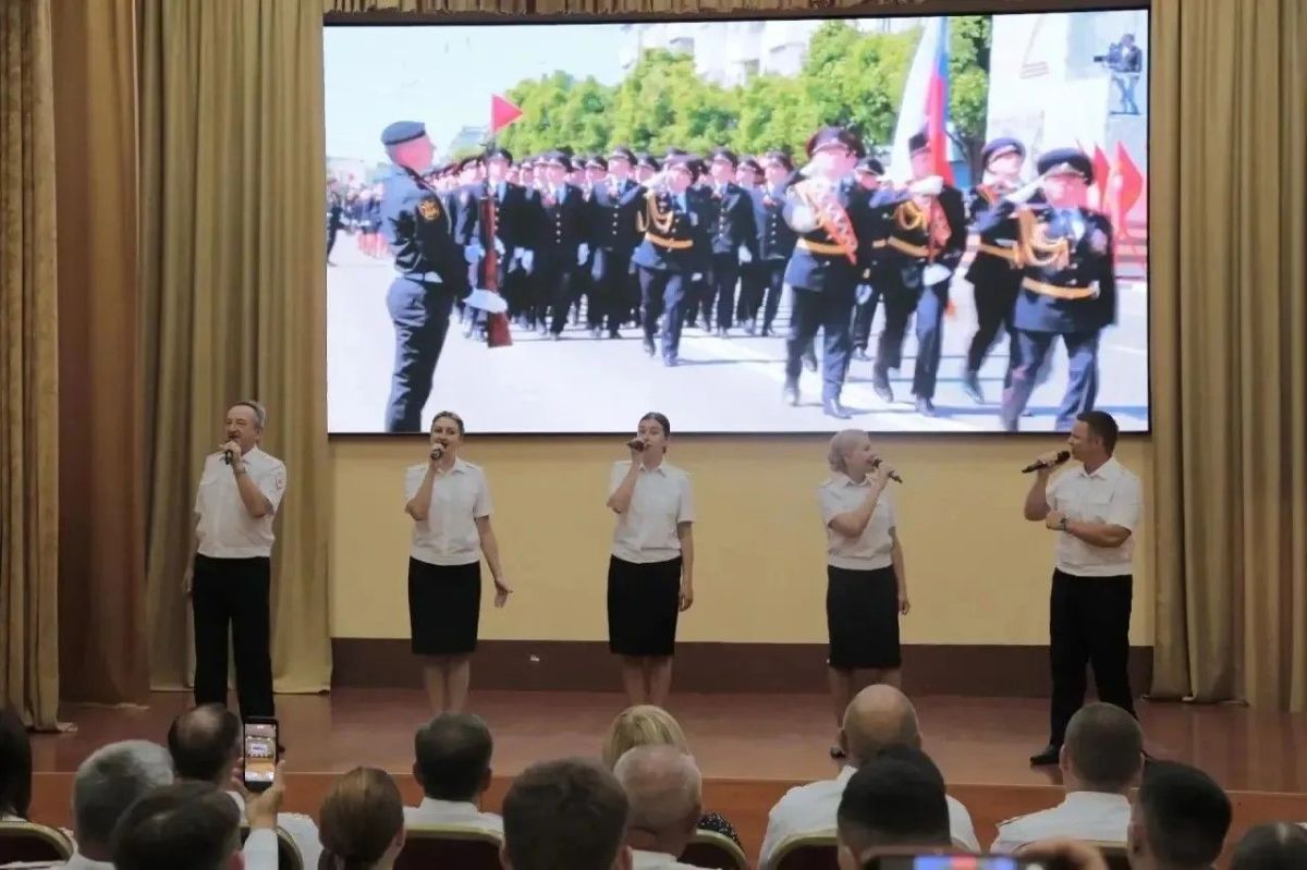 В Крымском филиале Краснодарского университета МВД России состоялся торжественный выпуск молодых офицеров В Крымском филиале Краснодарского университета МВД России состоялся торжественный выпуск молодых офицеров