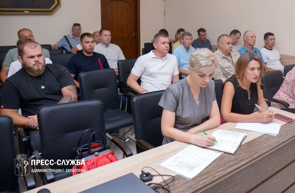 В Евпатории обсудили подготовку города к учебному году и отопительному сезону В Евпатории обсудили подготовку города к учебному году и отопительному сезону