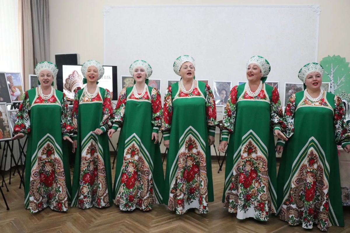 Кокошник-русское наследие! Кокошник-русское наследие!