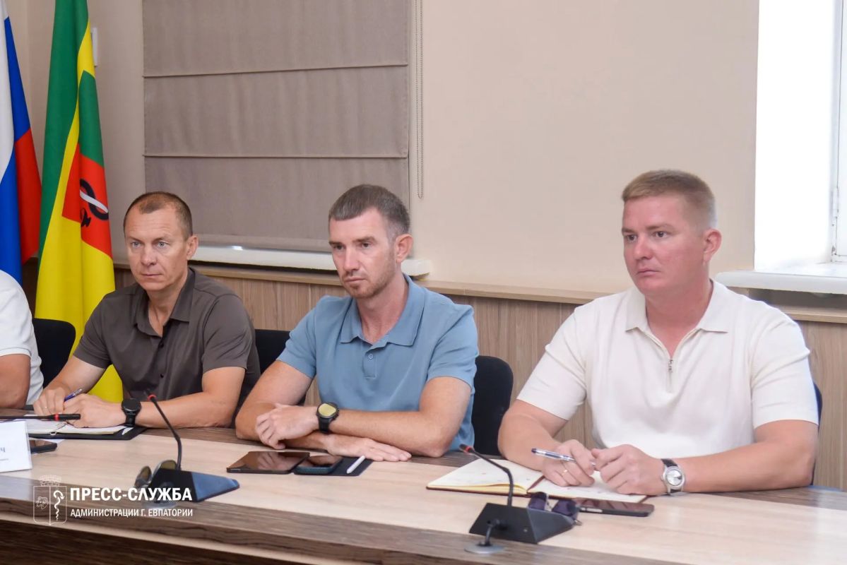 В Евпатории обсудили подготовку города к учебному году и отопительному сезону В Евпатории обсудили подготовку города к учебному году и отопительному сезону