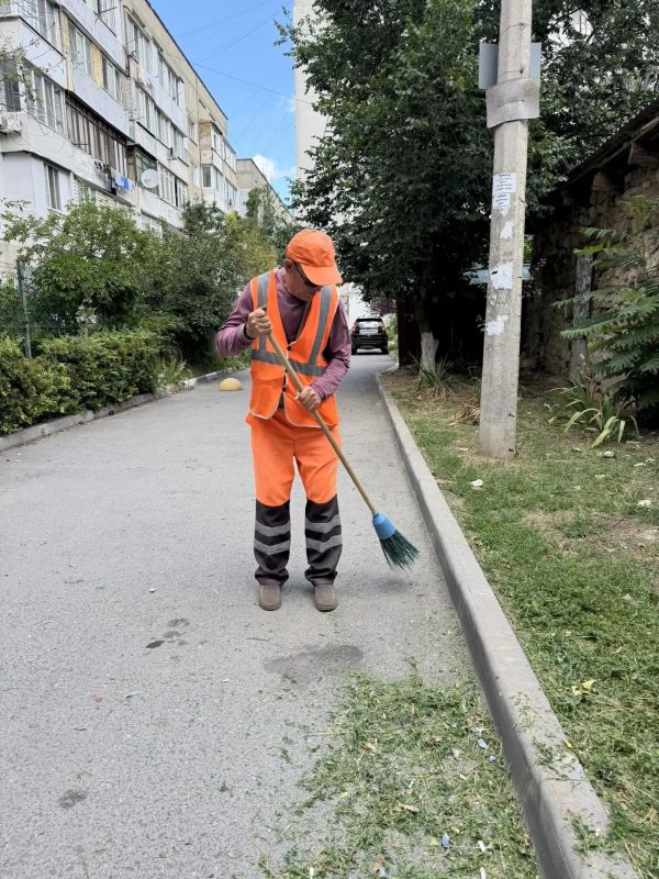 В Симферополе - чистота и порядок!