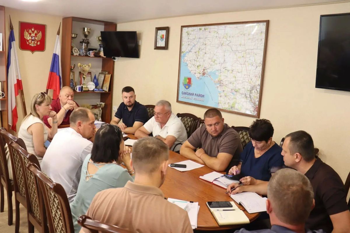 Сегодня провёл очередное заседание комиссии по предупреждению и ликвидации ЧС и обеспечению пожарной безопасности Сегодня провёл очередное заседание комиссии по предупреждению и ликвидации ЧС и обеспечению пожарной безопасности