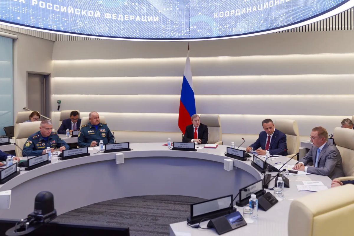 Виталий Савельев провел заседание правкомиссии по ликвидации последствий ЧС в Керченском проливе Виталий Савельев провел заседание правкомиссии по ликвидации последствий ЧС в Керченском проливе