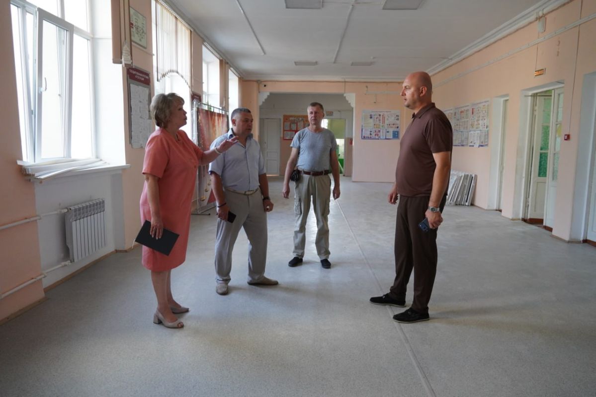 Иван Кошель: Стартовала проверка образовательных учреждений города к новому учебному году Иван Кошель: Стартовала проверка образовательных учреждений города к новому учебному году