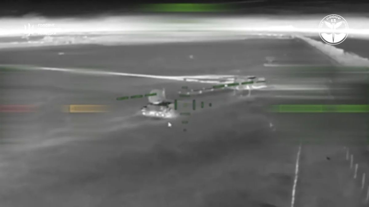 Использование украинских БЭК Magura в качестве носителей FPV-дронов и плавучих ЗРК во время ударов по Крыму Использование украинских БЭК Magura в качестве носителей FPV-дронов и плавучих ЗРК во время ударов по Крыму