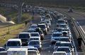 410 машин ожидают проезда по Крымскому мосту