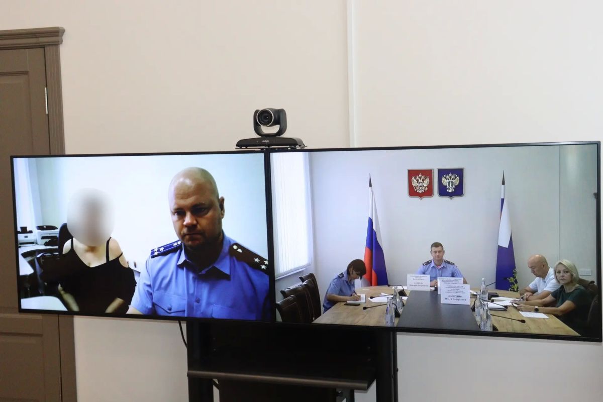 Под особым контролем: исполняющий обязанности прокурора Крыма Дмитрий Егоров провел прием участников специальной военной операции и членов их семей Под особым контролем: исполняющий обязанности прокурора Крыма Дмитрий Егоров провел прием участников специальной военной операции и членов их семей