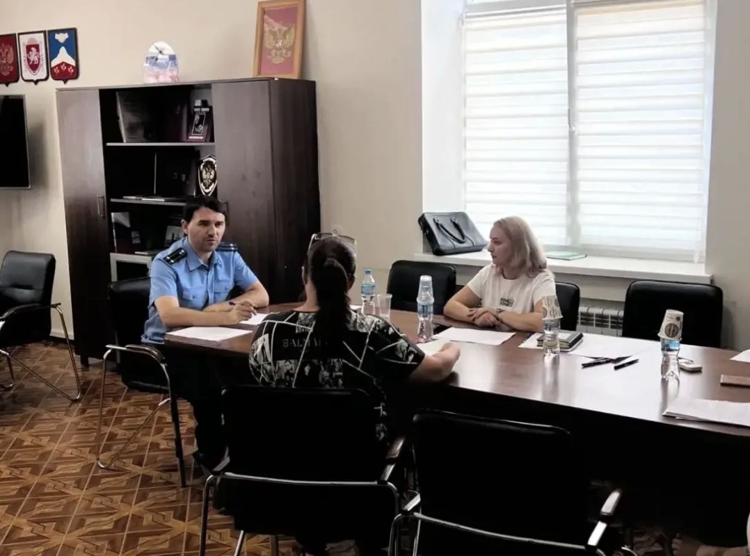Исполняющий обязанности прокурора Белогорского района Юрий Провотарь провел выездные приемы граждан