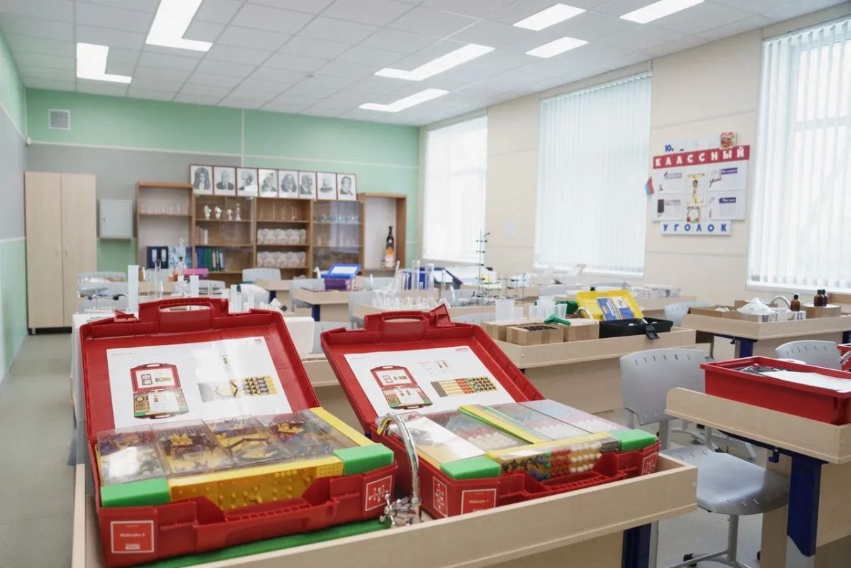 Школы готовят к 1 сентября Школы готовят к 1 сентября