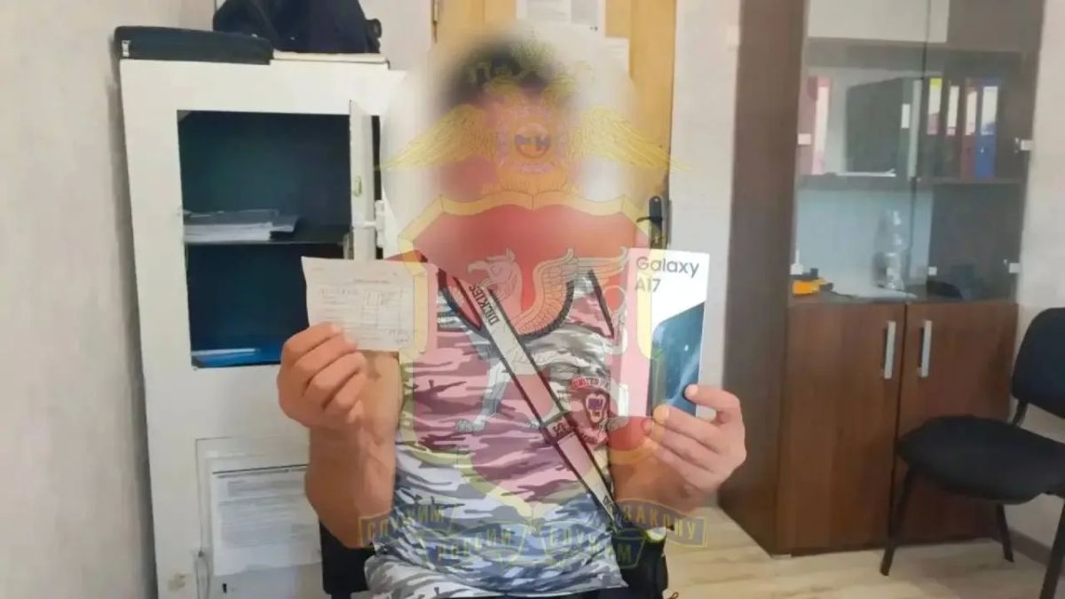 Сэр и мэм на фото дважды обворовали мужика из Нижнегорского района из-за любви друг к другу Сэр и мэм на фото дважды обворовали мужика из Нижнегорского района из-за любви друг к другу