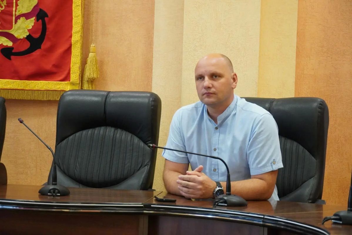 И.о. главы администрации Иван Кошель потребовал ускорить подготовку жилого фонда к зиме И.о. главы администрации Иван Кошель потребовал ускорить подготовку жилого фонда к зиме