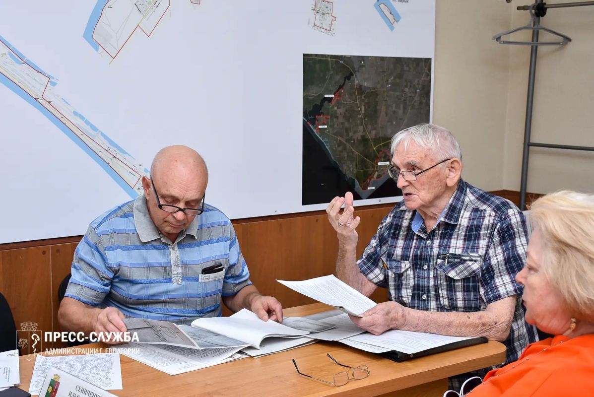 Прямой диалог с жителями. В Евпатории на регулярной основе проводятся личные приемы граждан заместителями главы администрации Прямой диалог с жителями. В Евпатории на регулярной основе проводятся личные приемы граждан заместителями главы администрации