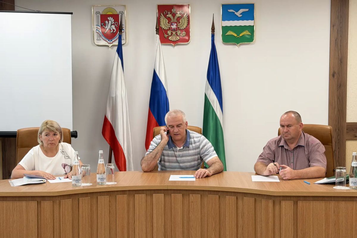 Сергей Аксёнов: Сегодня война идет не только на поле боя, но и в информационном пространстве Сергей Аксёнов: Сегодня война идет не только на поле боя, но и в информационном пространстве