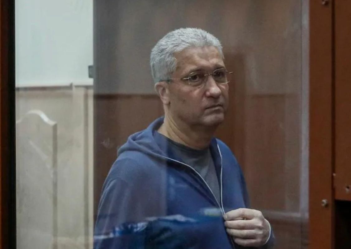 Рвущийся «защищать родину» Тимур Иванов не сдается: дело экс-замминистра обороны дошло до Верховного суда