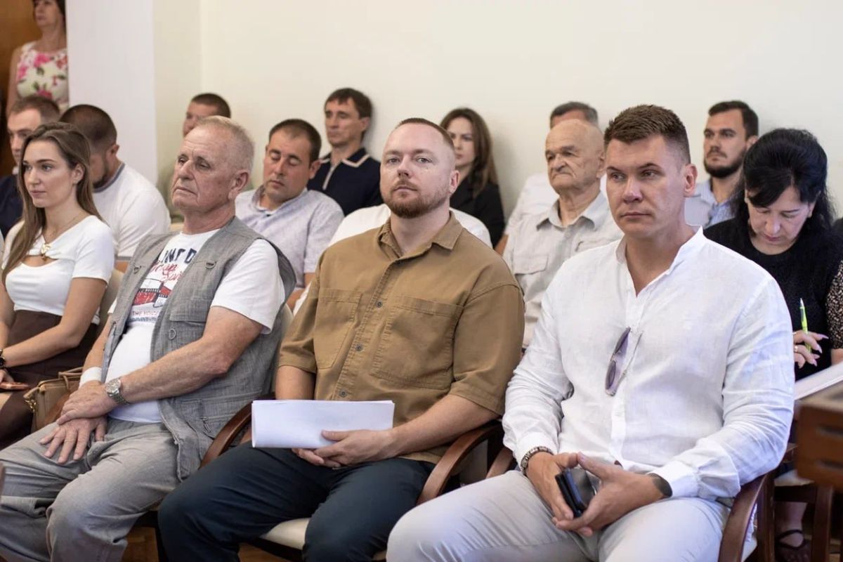 Михаил Афанасьев: Ежегодно во второе воскресенье августа мы отмечаем День строителя. Михаил Афанасьев: Ежегодно во второе воскресенье августа мы отмечаем День строителя.