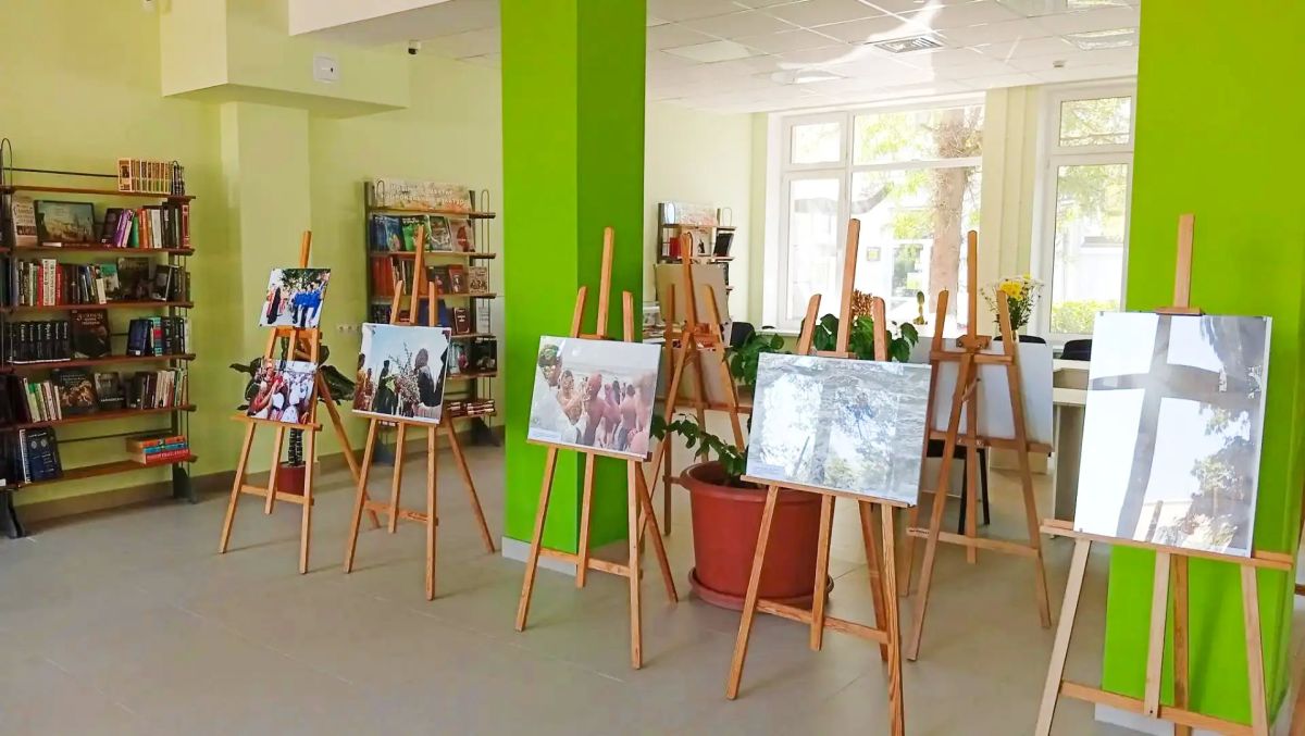В Евпатории открылась фотовыставка «Святая родина моя» В Евпатории открылась фотовыставка «Святая родина моя»