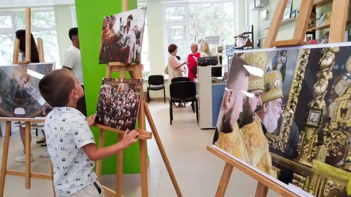 В Евпатории открылась фотовыставка «Святая родина моя» В Евпатории открылась фотовыставка «Святая родина моя»