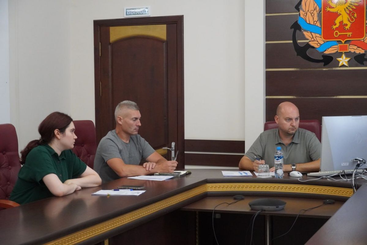 Иван Кошель: Под руководством министра транспорта Республики Крым Арсения Козловского состоялось совещание в режиме ВКС, посвященное вопросу возмещения ущерба владельцам автомобилей, пострадавших от атак БПЛА Иван Кошель: Под руководством министра транспорта Республики Крым Арсения Козловского состоялось совещание в режиме ВКС, посвященное вопросу возмещения ущерба владельцам автомобилей, пострадавших от атак БПЛА