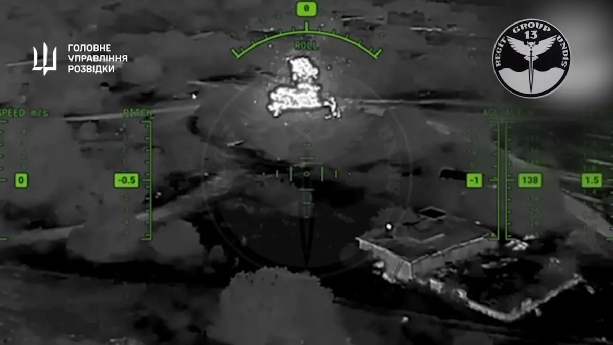 Удары украинских дронов на Starlink, запускаемых с БЭК в Черном море, по 1 макету пусковой установки С-400 и 1 настоящей ПУ комплекса в Крыму Удары украинских дронов на Starlink, запускаемых с БЭК в Черном море, по 1 макету пусковой установки С-400 и 1 настоящей ПУ комплекса в Крыму