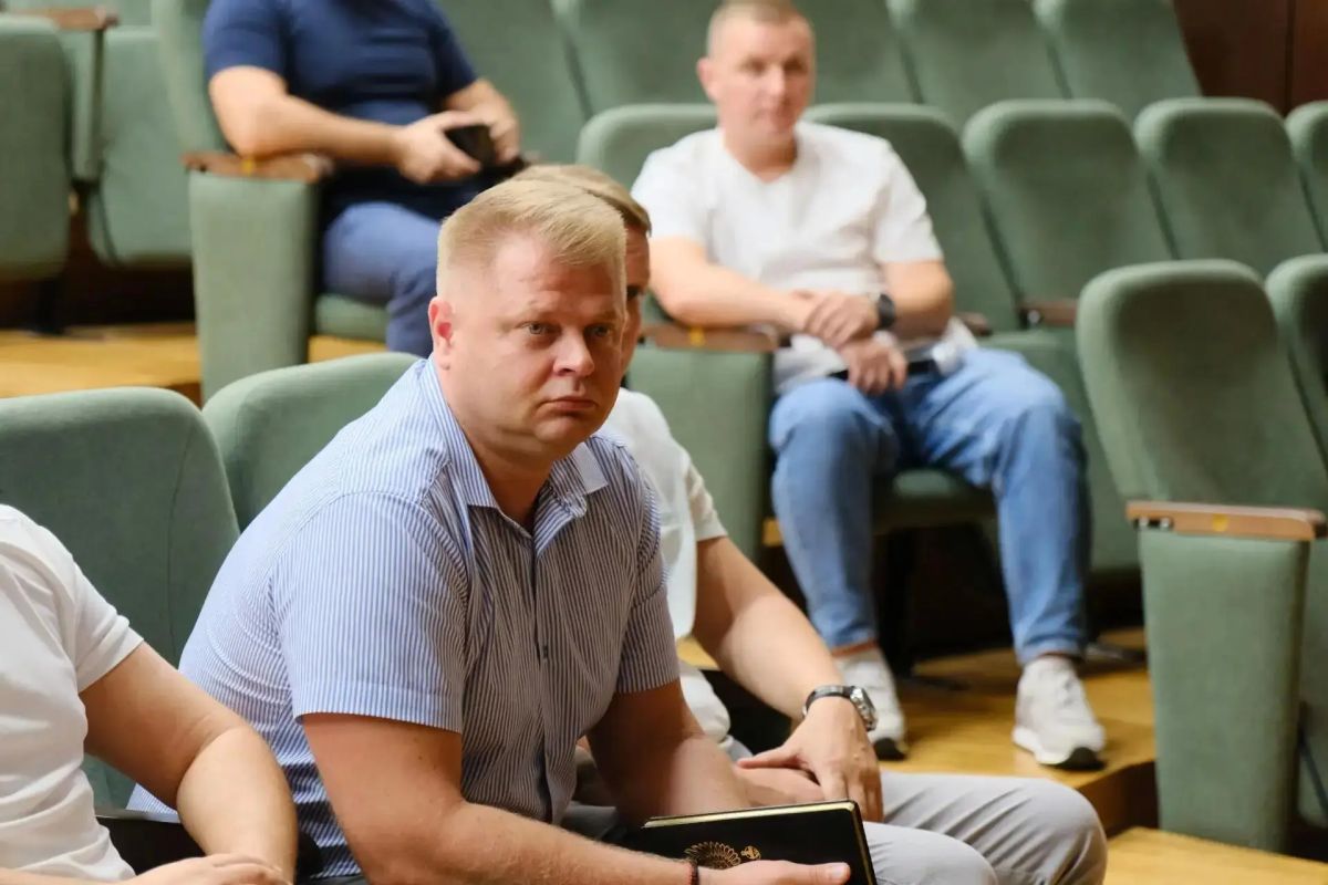 Провели традиционное аппаратное совещание Провели традиционное аппаратное совещание