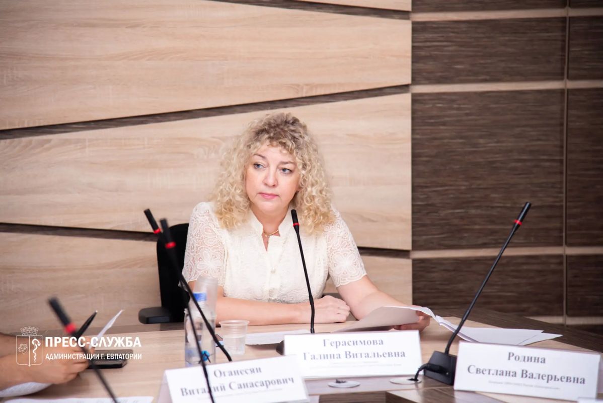В Евпатории прошло заседание Совета по межнациональным и межконфессиональным отношениям В Евпатории прошло заседание Совета по межнациональным и межконфессиональным отношениям