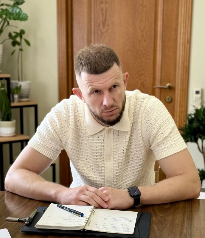 Состоялась Прямая линия министра экологии и природных ресурсов Республики Крым Павла Чаговца Состоялась Прямая линия министра экологии и природных ресурсов Республики Крым Павла Чаговца