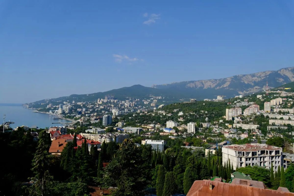 Итоги полугодовой работы единственной в Крыму станции контроля пыльцы в воздухе курорта: учёные поделились выводами о сезонной пыльцевой аллергии в Ялте Итоги полугодовой работы единственной в Крыму станции контроля пыльцы в воздухе курорта: учёные поделились выводами о сезонной пыльцевой аллергии в Ялте