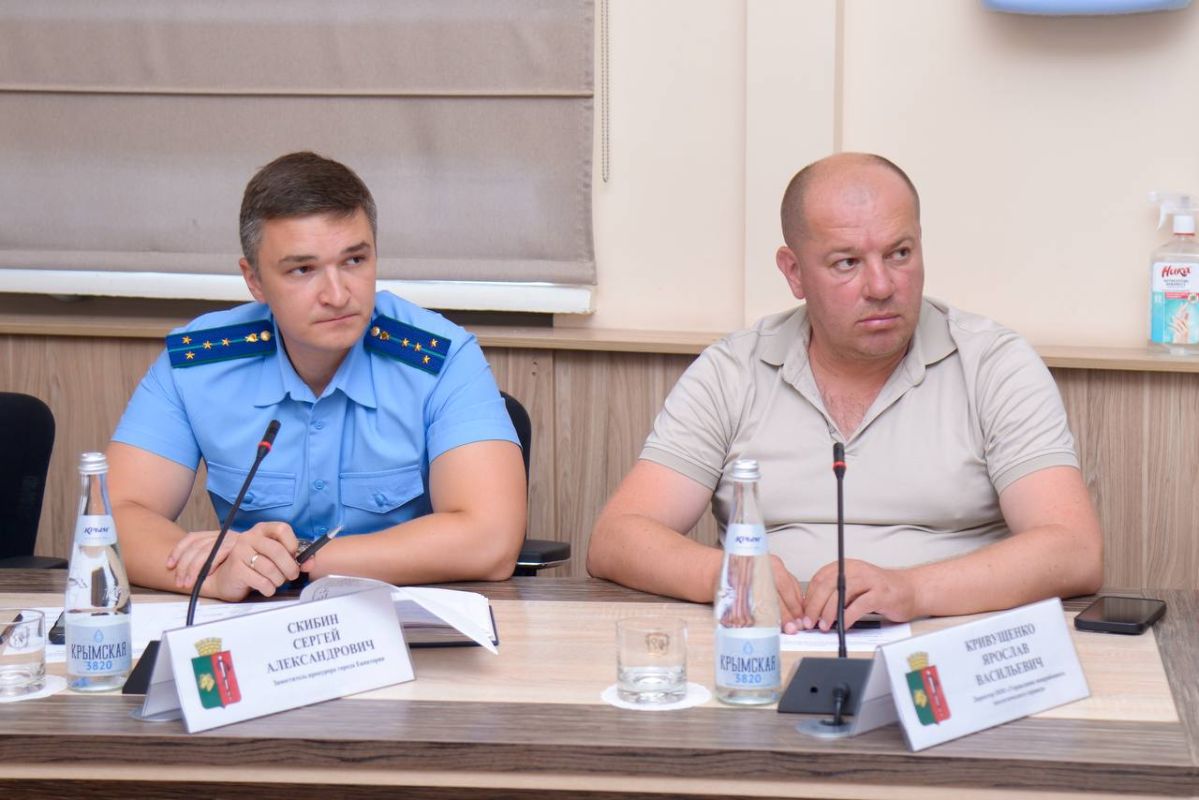 Виталий Оганесян: Состоялось совещание под руководством заместителя Председателя Совета министров Крыма Ольги Шевцовой по вопросу организации работы обращения и складирования строительных и крупногабаритных отходов Виталий Оганесян: Состоялось совещание под руководством заместителя Председателя Совета министров Крыма Ольги Шевцовой по вопросу организации работы обращения и складирования строительных и крупногабаритных отходов