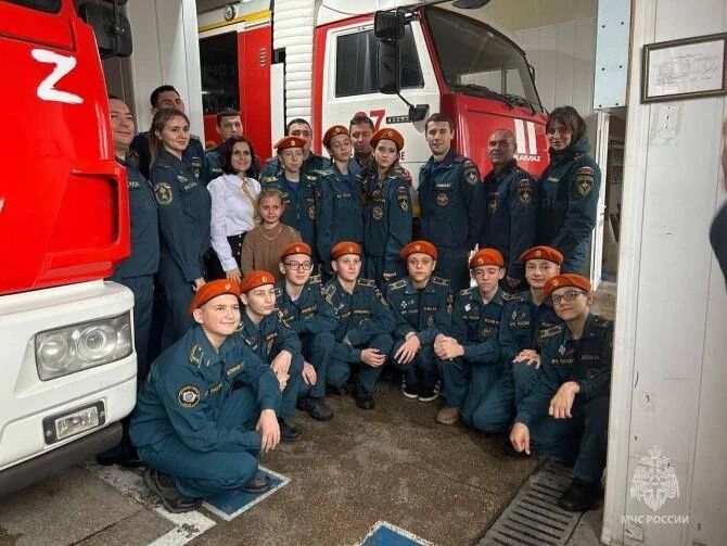 Крымские юные пожарные — лучшие на Юге России! Крымские юные пожарные — лучшие на Юге России!