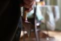 Агрессивный мужчина нападал на евпаторийцев с топором – пострадали два человека