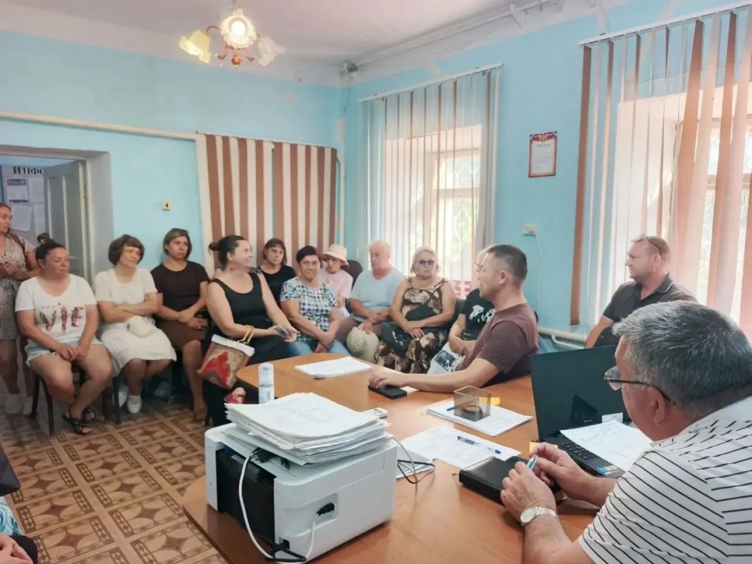 Открытый разговор с жителями села Красная Поляна Открытый разговор с жителями села Красная Поляна
