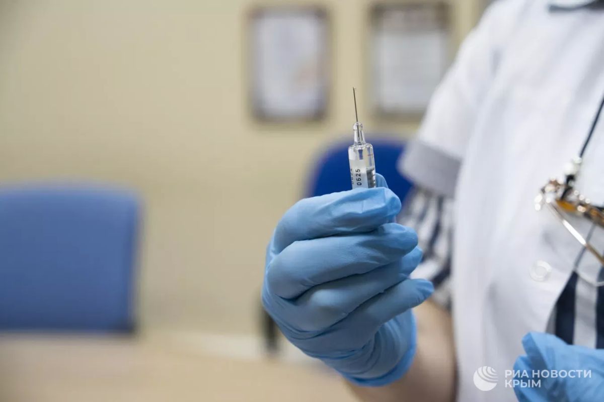 Более 56 миллионов доз вакцин от гриппа поставят в российские регионы