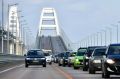 Перед Крымским мостом образовалась очередь со стороны Керчи