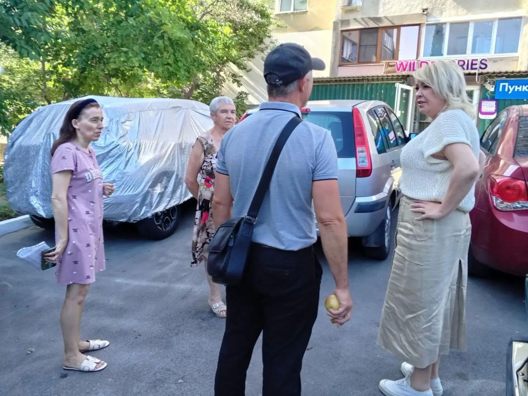 Янина Павленко: Сегодня работаю в Ялте – комплексно проработали с управляющими компаниями вопросы заглубленных помещений Янина Павленко: Сегодня работаю в Ялте – комплексно проработали с управляющими компаниями вопросы заглубленных помещений