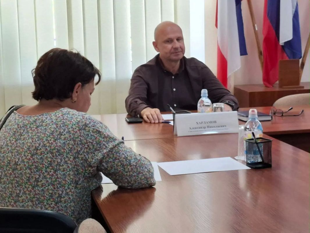 Глава администрации Советского района Александр Харламов провел очередной прием граждан