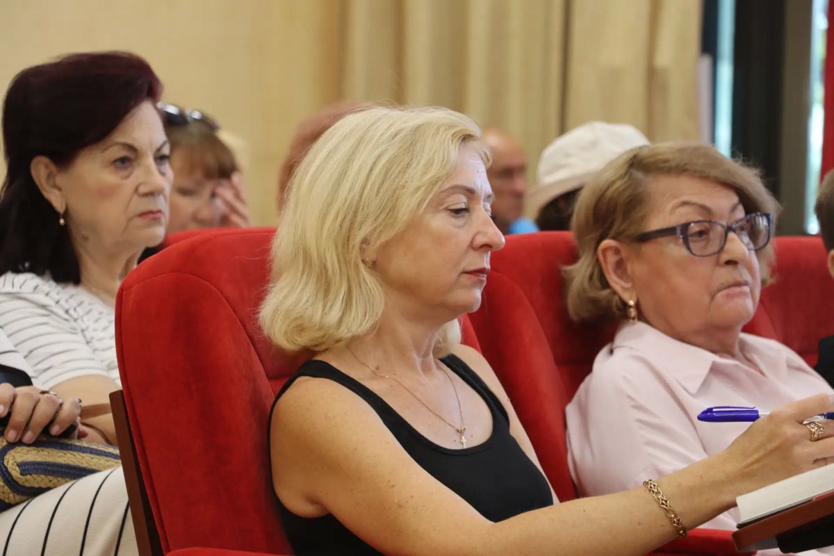 Ровно месяц остается до главного политического события года — выборов депутатов Государственной Думы РФ. Это ключевой этап для всей политической системы страны, который определит вектор развития России на ближайшие годы Ровно месяц остается до главного политического события года — выборов депутатов Государственной Думы РФ. Это ключевой этап для всей политической системы страны, который определит вектор развития России на ближайшие годы