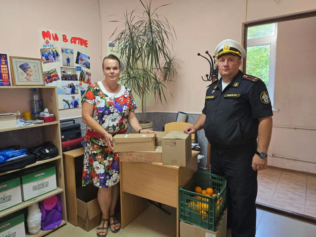 Военные следователи направили очередную партию гуманитарной помощи на территорию проведения специальной военной операции Военные следователи направили очередную партию гуманитарной помощи на территорию проведения специальной военной операции