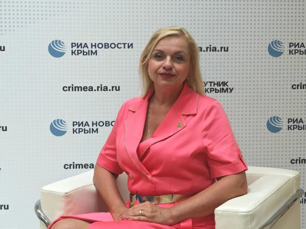 Ежемесячные социальные выплаты учителям сельских школ помогут решить проблему нехватки педагогов