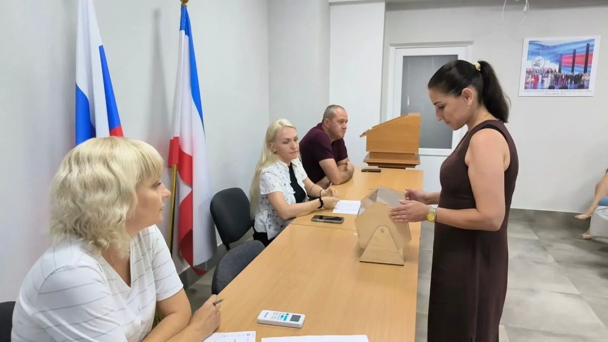 Состоялась жеребьёвка земельных участков, предназначенных для бесплатного предоставления в собственность или аренду гражданам льготных категорий Состоялась жеребьёвка земельных участков, предназначенных для бесплатного предоставления в собственность или аренду гражданам льготных категорий