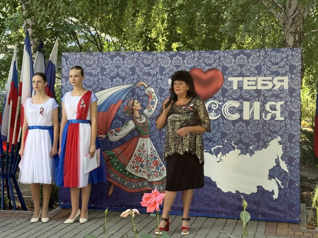 Антон Кравец: Сегодня состоялось торжественное собрание, посвященное Дню Государственного флага Российской Федерации Антон Кравец: Сегодня состоялось торжественное собрание, посвященное Дню Государственного флага Российской Федерации