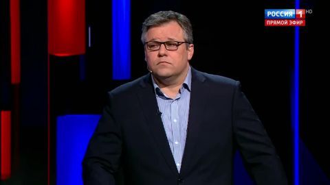 Родион Мирошник: Пассажирский автобус в Севастополе поврежден взрывом украинского БпЛА