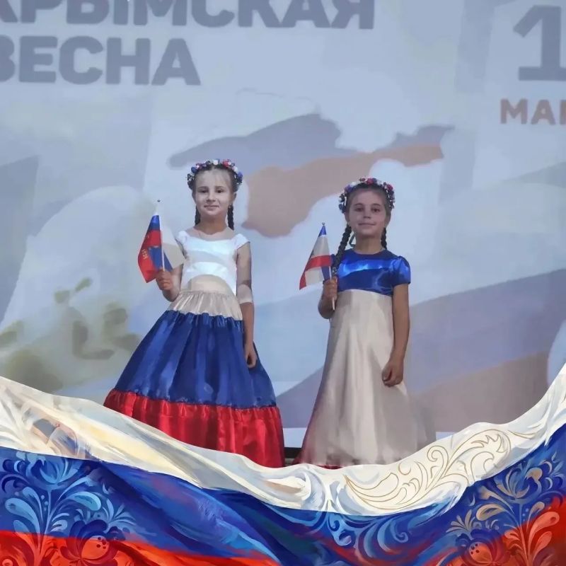 Муниципальный фотоконкурс "ЦВЕТА РОДИНЫ"! Муниципальный фотоконкурс "ЦВЕТА РОДИНЫ"!