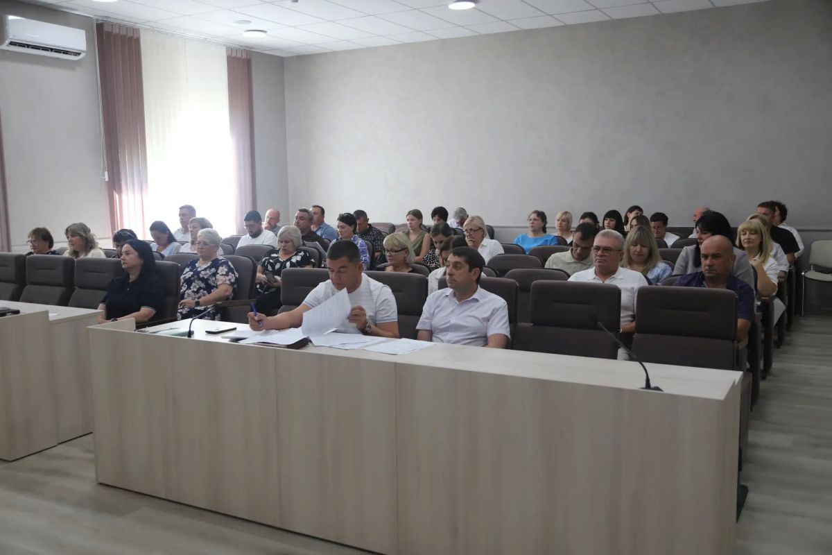 Состоялось аппаратное совещание, в ходе которого были рассмотрены актуальные вопросы жизнедеятельности Бахчисарайского района Состоялось аппаратное совещание, в ходе которого были рассмотрены актуальные вопросы жизнедеятельности Бахчисарайского района