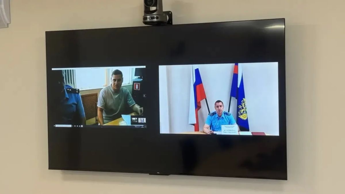 Заместитель прокурора Крыма Павел Кучерявенко провел прием жителей Первомайского и Кировского районов Заместитель прокурора Крыма Павел Кучерявенко провел прием жителей Первомайского и Кировского районов