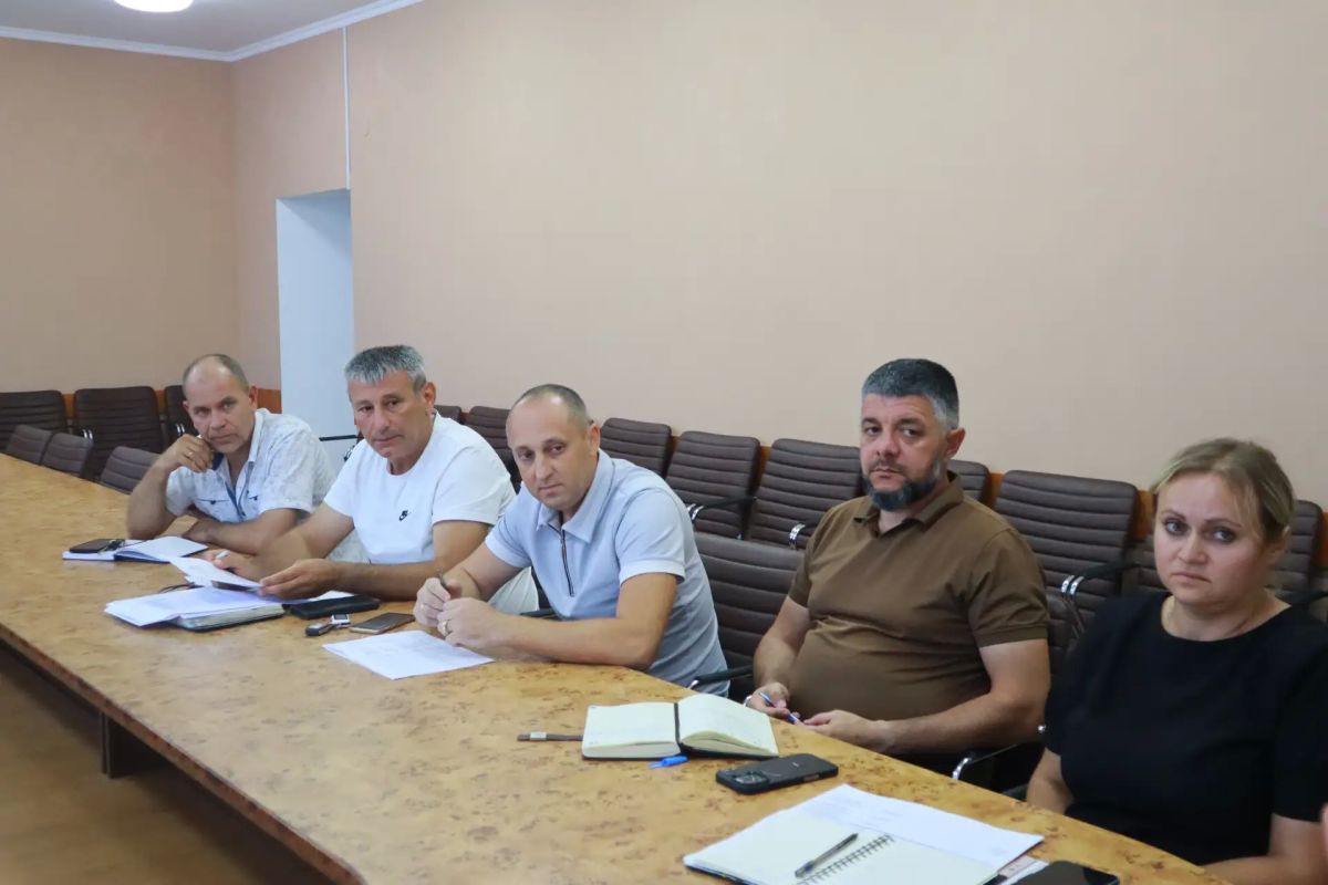Вместе с генеральным директором ГУП РК «Крымтеплокоммунэнерго» Дмитрием Прилипко проехали по объектам теплоснабжения в Белогорске, которые готовим к предстоящему отопительному сезону Вместе с генеральным директором ГУП РК «Крымтеплокоммунэнерго» Дмитрием Прилипко проехали по объектам теплоснабжения в Белогорске, которые готовим к предстоящему отопительному сезону