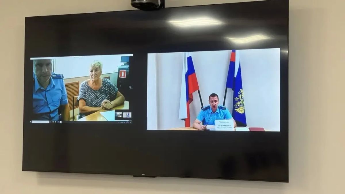 Заместитель прокурора Крыма Павел Кучерявенко провел прием жителей Первомайского и Кировского районов Заместитель прокурора Крыма Павел Кучерявенко провел прием жителей Первомайского и Кировского районов