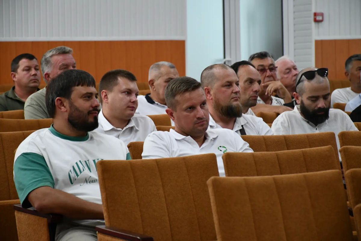 В Красногвардейском районе обсудили стратегию развития сельского хозяйства на 2027 год В Красногвардейском районе обсудили стратегию развития сельского хозяйства на 2027 год