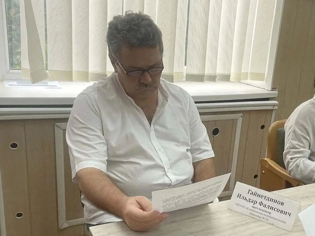 27 августа 2026 года в администрации Симферопольского района под руководством первого заместителя главы администрации Ивана Юрченко состоялось очередное заседание комиссии по опеке и попечительству в отношении лиц... 27 августа 2026 года в администрации Симферопольского района под руководством первого заместителя главы администрации Ивана Юрченко состоялось очередное заседание комиссии по опеке и попечительству в отношении лиц...